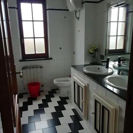 Su Domus De Corinne Tratalias