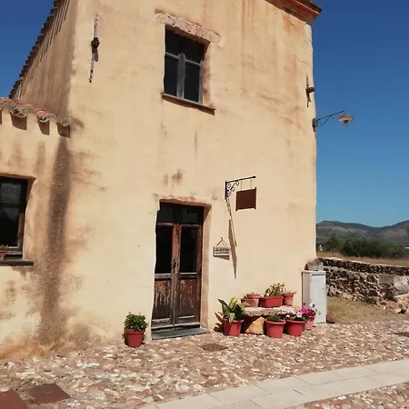 Su Domus De Corinne *