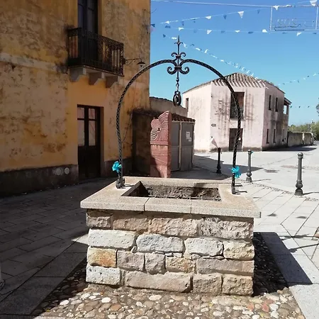 Su Domus De Corinne Tratalias