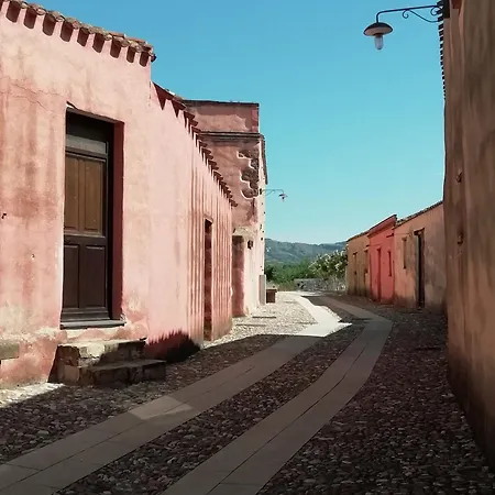 Su Domus De Corinne * Tratalias