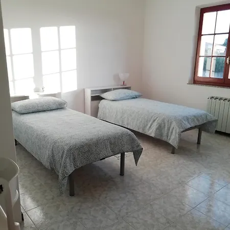 Su Domus De Corinne * Tratalias